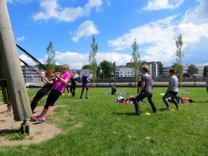 Bootcamp meets Yoga Schlingentrainer