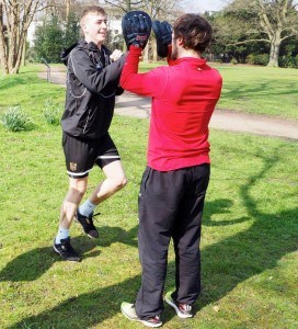 Personal Trainer Hamburg Handpratzen